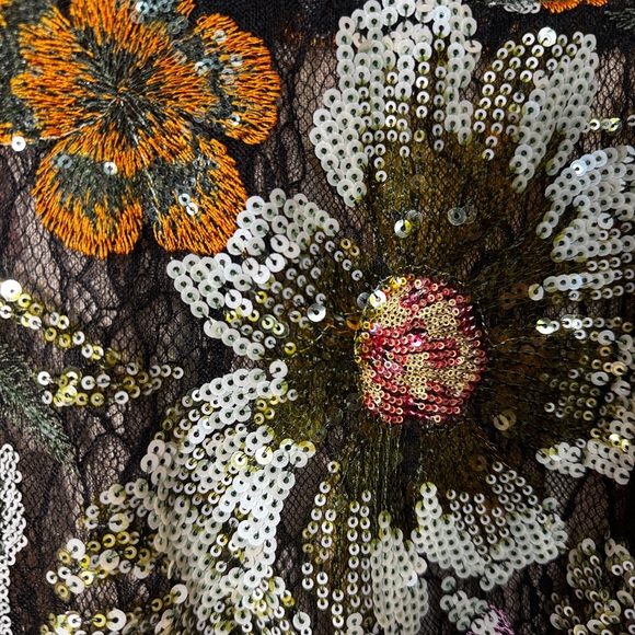 Mac Duggal EMBELLISHED FLORAL ONE SHOULDER GOWN STYLE 49574, SIZE 0/12 - Picture 16 of 17